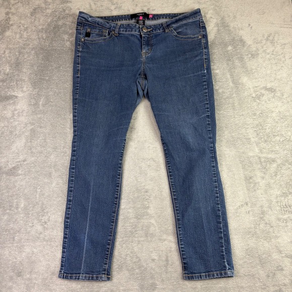 Torrid Denim Women's Size 18S Jeans Plus Dark Wash Skinny Tapered Leg - Picture 1 of 11